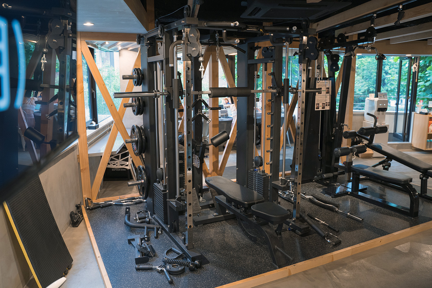 工具UPココウル maestro fitness & work 東京大手町店
